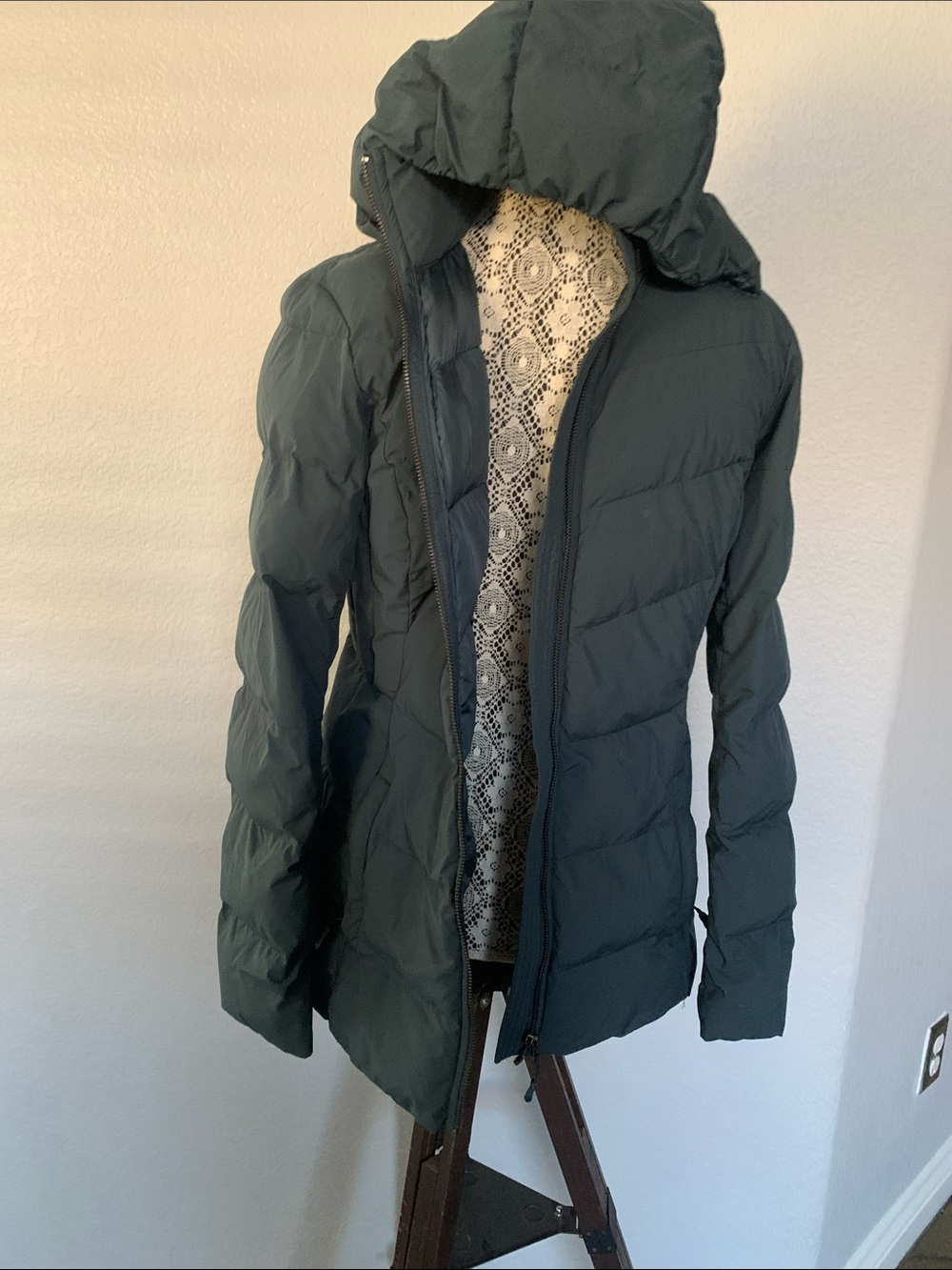 32 Degrees Dark Green Hooded Puffer Jacket